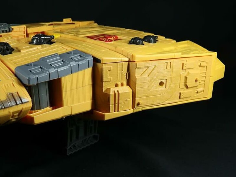 Kingdom Titan Class Autobot Ark Gap Fillers And More Upgrades From Funbie Studios  (18 of 32)